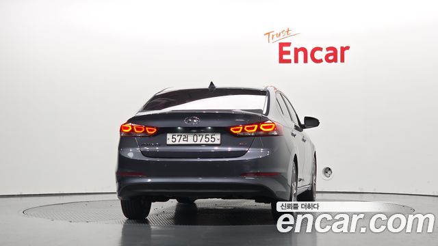 Hyundai AVANTE 2016 — photo 4