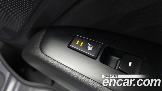 Hyundai AVANTE 2016 — photo 30