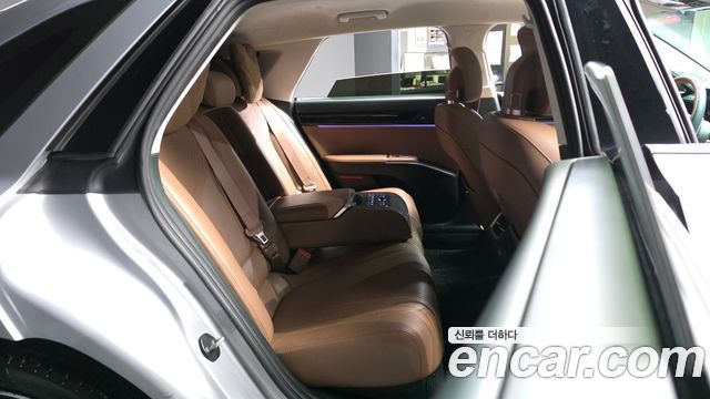 Hyundai Grandeur 2023 — photo 18