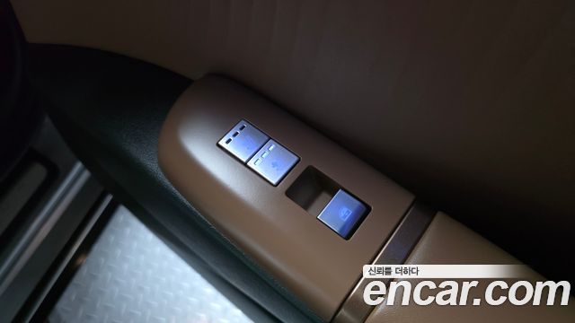Hyundai Grandeur 2023 — photo 25
