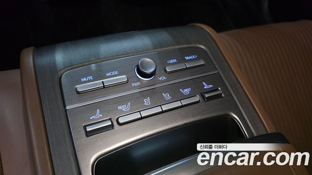 Hyundai Grandeur 2023 — photo 29