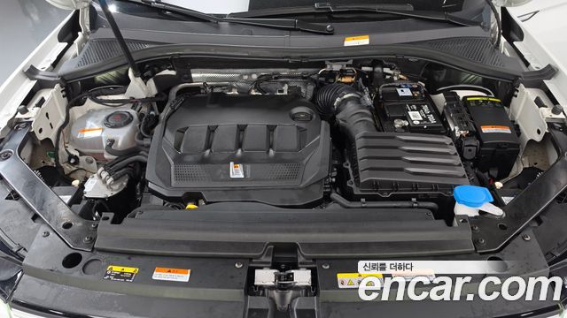 Volkswagen Tiguan 2021 — photo 6