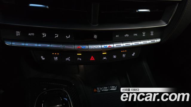 Cadillac CT5 2020 — photo 24
