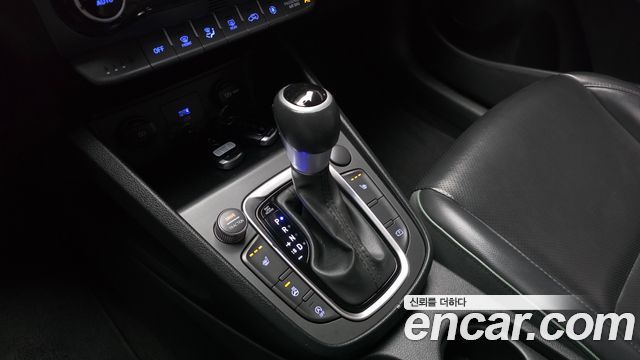 Hyundai Kona 2021 — photo 12