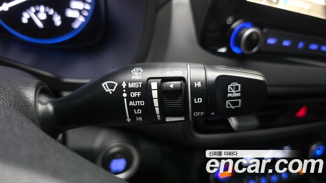 Hyundai Kona 2021 — photo 25