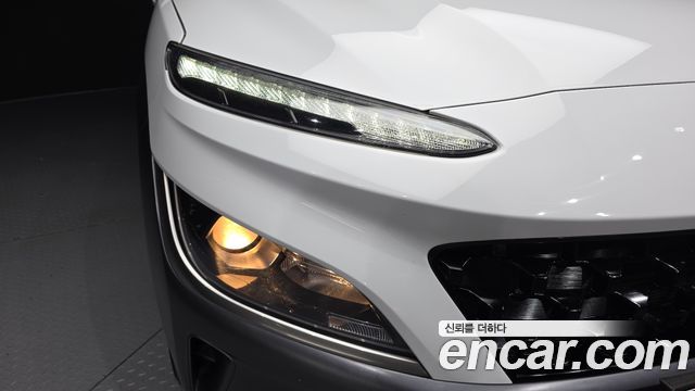 Hyundai Kona 2021 — photo 8