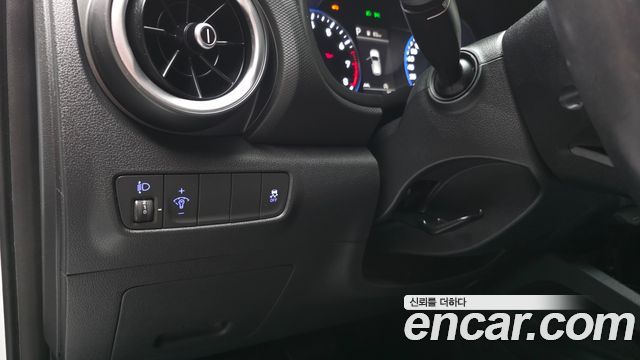 Hyundai Kona 2021 — photo 29