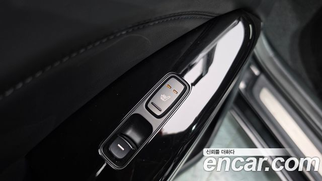 Kia K7 2016 — photo 20