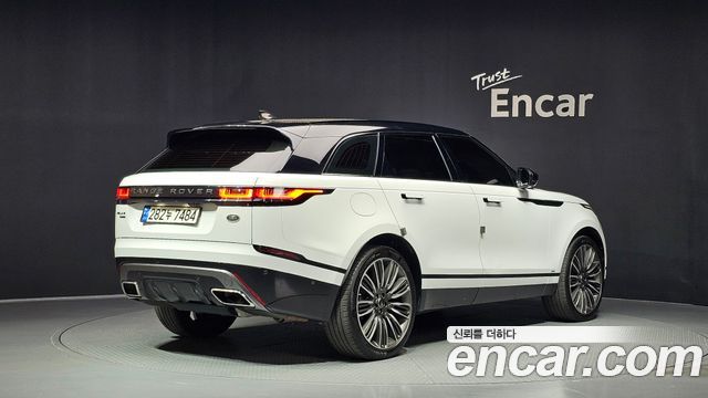 Land Rover Range Rover Velar 2018 — photo 2