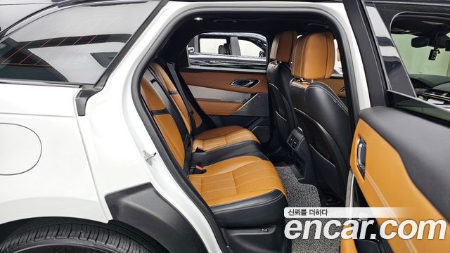 Land Rover Range Rover Velar 2018 — photo 12