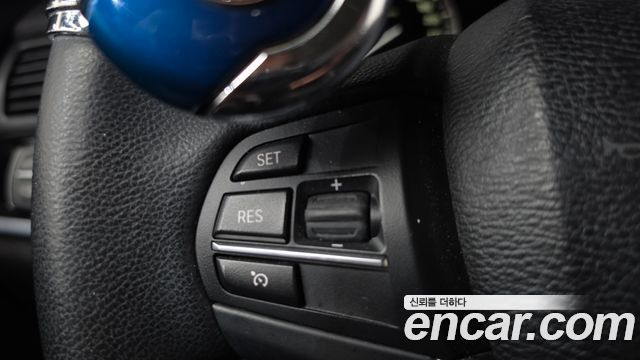 BMW X3 2015 — photo 17