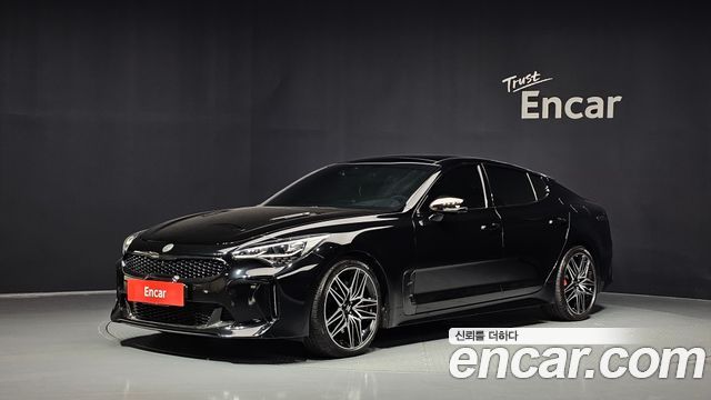 Kia Stinger 2018 — photo 1