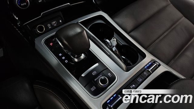 Kia Stinger 2018 — photo 9