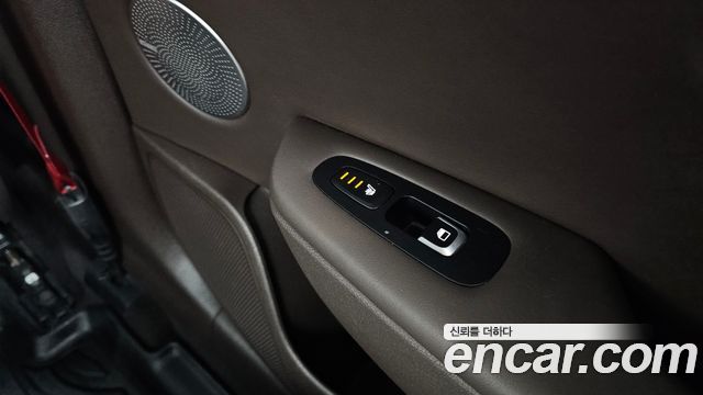 Kia Stinger 2018 — photo 19