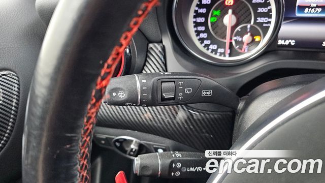 Mercedes-Benz GLA-Class 2016 — photo 19