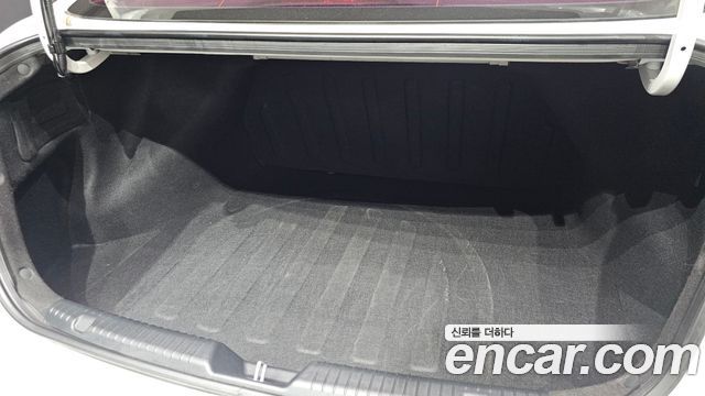 Kia K3 2016 — photo 30