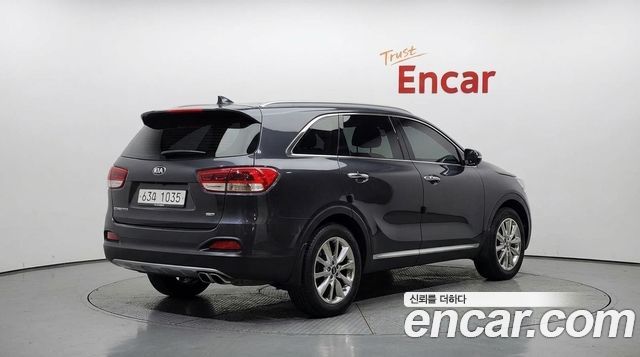 Kia Sorento 2017 — photo 2
