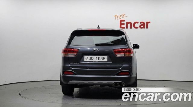 Kia Sorento 2017 — photo 4