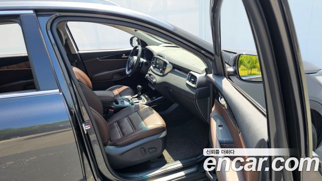 Kia Sorento 2017 — photo 11