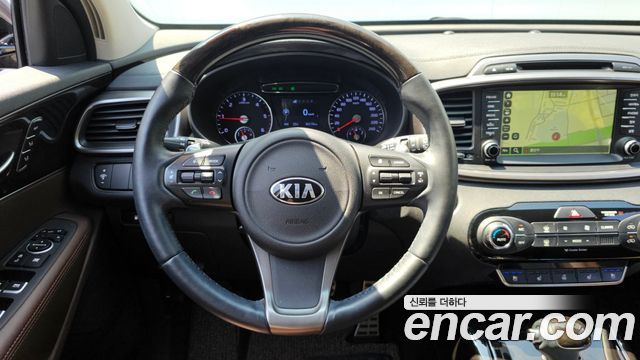 Kia Sorento 2017 — photo 13