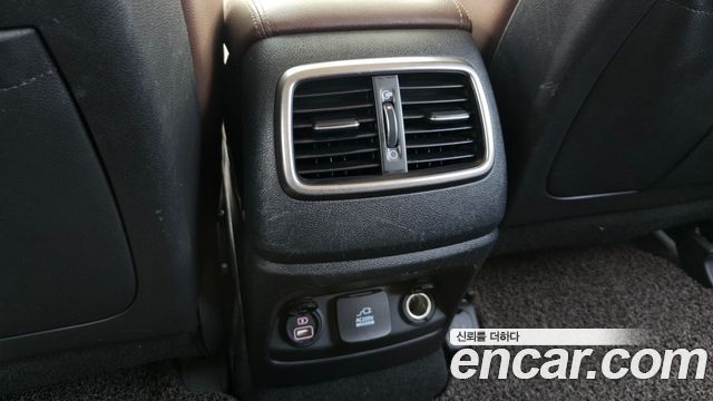 Kia Sorento 2017 — photo 19