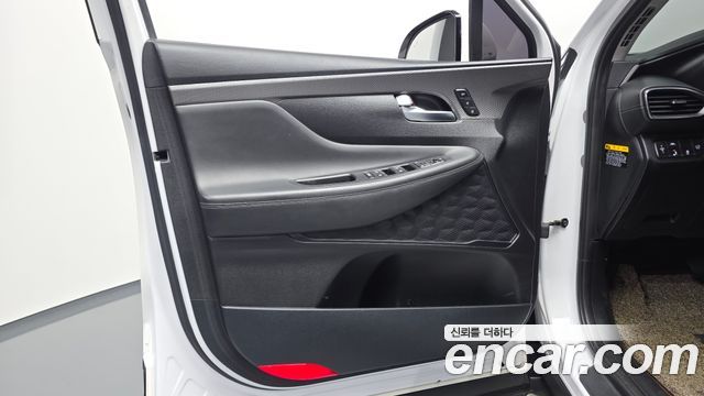 Hyundai Santafe 2019 — photo 14
