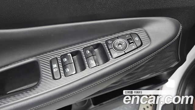Hyundai Santafe 2019 — photo 33