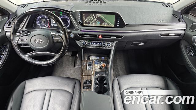 Hyundai Sonata 2022 — photo 10
