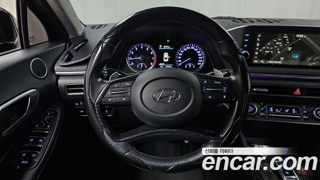 Hyundai Sonata 2022 — photo 19