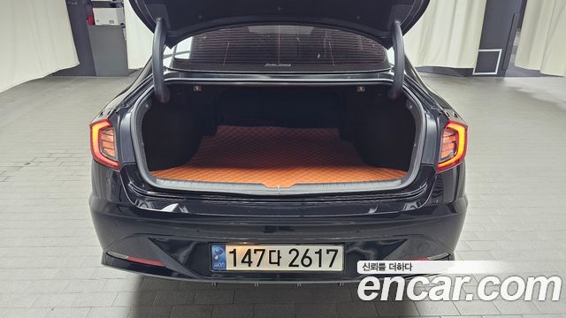 Hyundai Sonata 2022 — photo 21