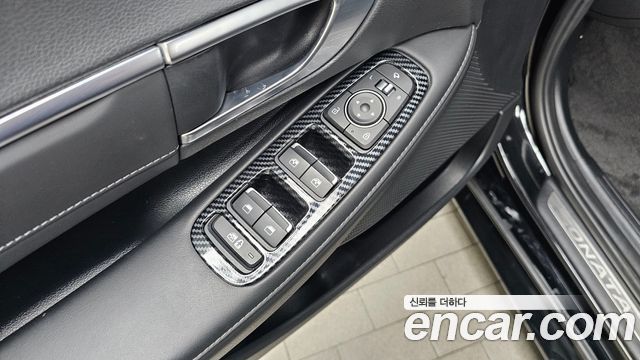 Hyundai Sonata 2022 — photo 26