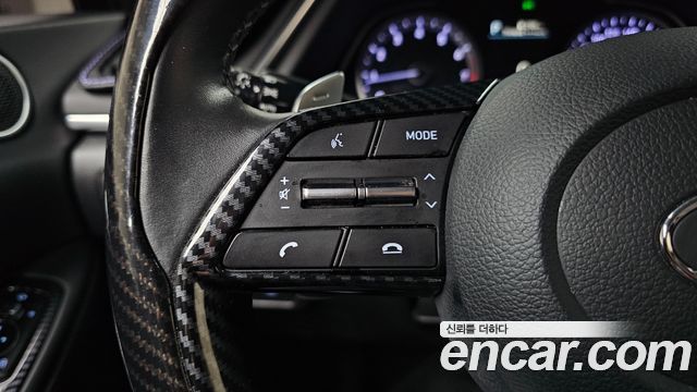 Hyundai Sonata 2022 — photo 30