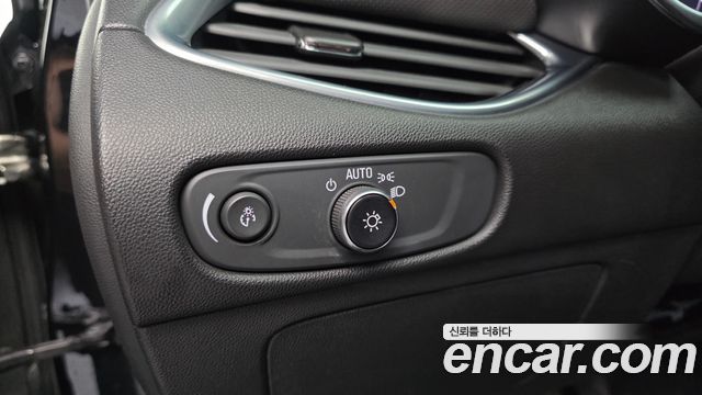 Chevrolet Korea Malibu 2021 — photo 29