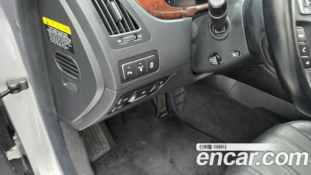 Hyundai Equus 2012 — photo 17