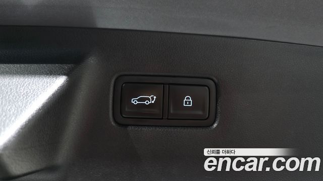 Hyundai Santafe 2024 — photo 32