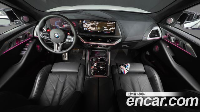 BMW XM 2023 — photo 10