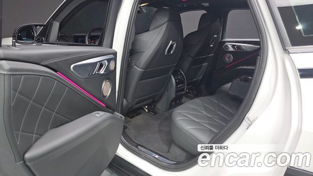 BMW XM 2023 — photo 17