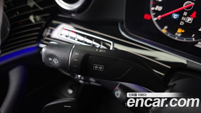 Mercedes-Benz E-Class 2020 — photo 33