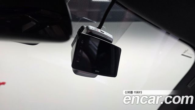 BMW 5-Series 2025 — photo 26