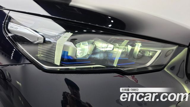 BMW 5-Series 2025 — photo 8