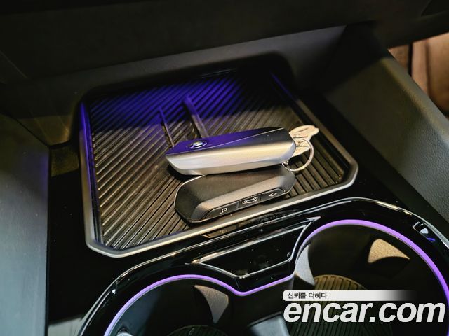 BMW 5-Series 2025 — photo 39