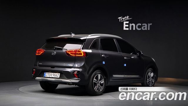 Kia Niro 2020 — photo 2