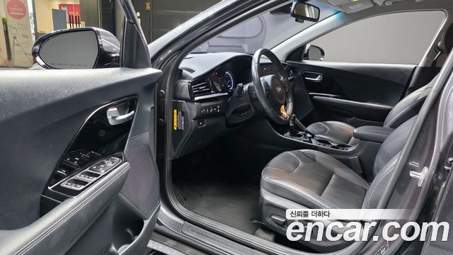 Kia Niro 2020 — photo 13