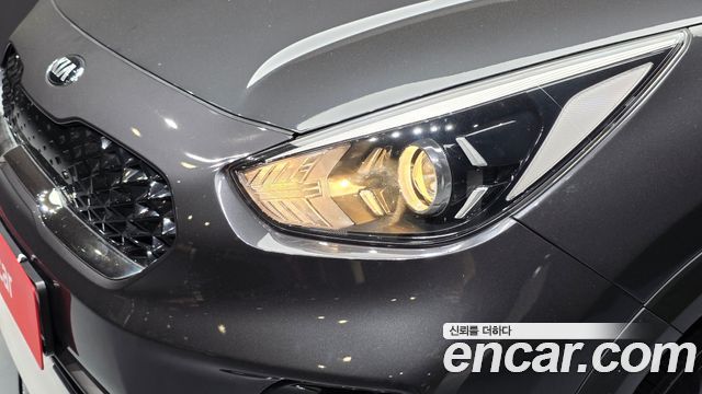 Kia Niro 2020 — photo 8