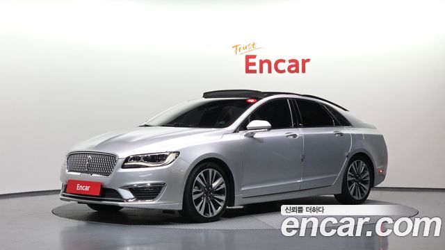 Lincoln MKZ 2017 — photo 1