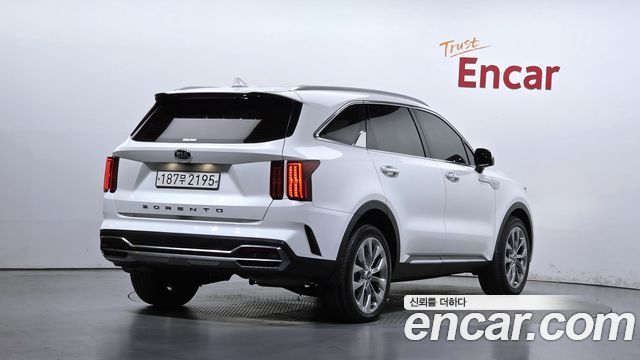Kia Sorento 2021 — photo 2