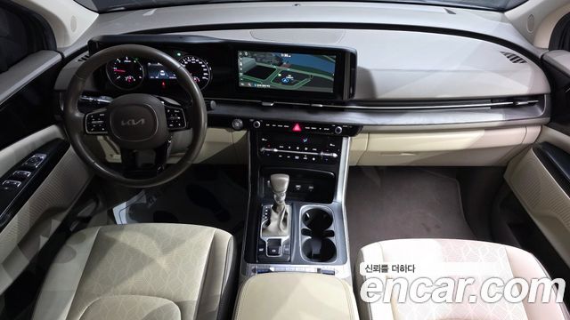 Kia Canival 2023 — photo 7
