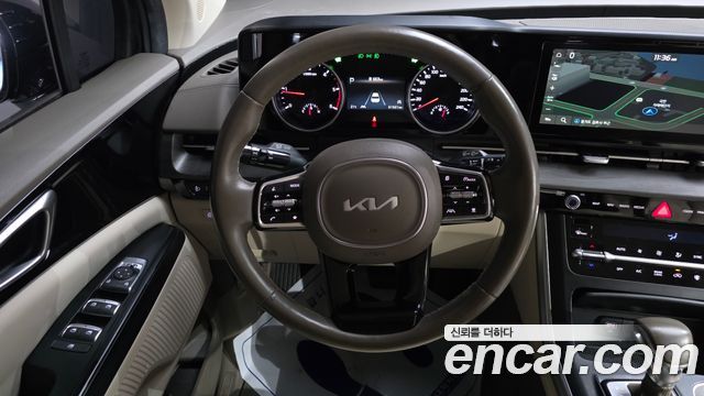 Kia Canival 2023 — photo 13