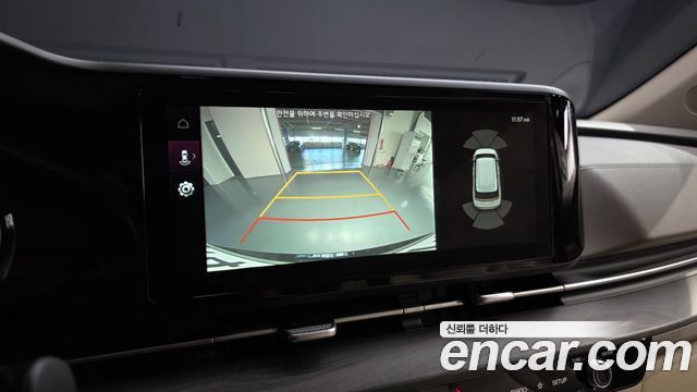 Kia Canival 2023 — photo 15