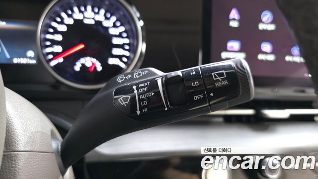 Kia Canival 2023 — photo 17